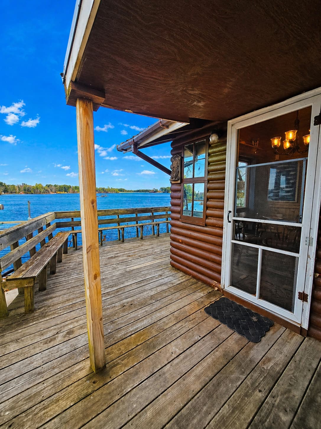 Cabin right on the water